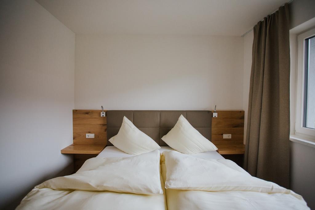 Apartmenthaus Strasswirt De Luxe Tropolach Exterior photo